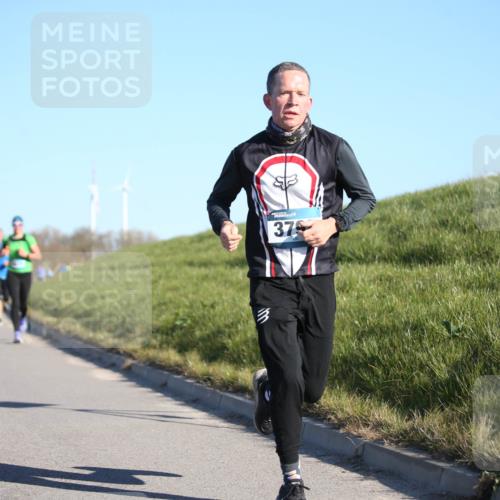 06.04.2025 - 44. Internationalen Wilhelmsburger Insellauf Jannik Wohlers http://msf.ph/oto/7609372 06.04.2025 09:23:27 Laufen 37 meine-sportfotos.de