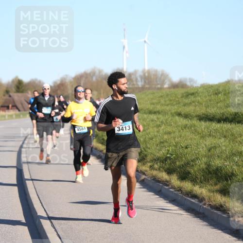 06.04.2025 - 44. Internationalen Wilhelmsburger Insellauf Jannik Wohlers http://msf.ph/oto/7610563 06.04.2025 09:26:10 Laufen 4584, 3413 meine-sportfotos.de