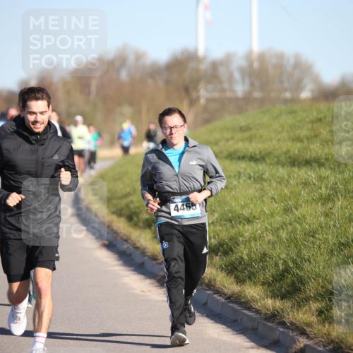 06.04.2025 - 44. Internationalen Wilhelmsburger Insellauf Jannik Wohlers http://msf.ph/oto/7611436 06.04.2025 09:27:19 Laufen 936, 4465 meine-sportfotos.de