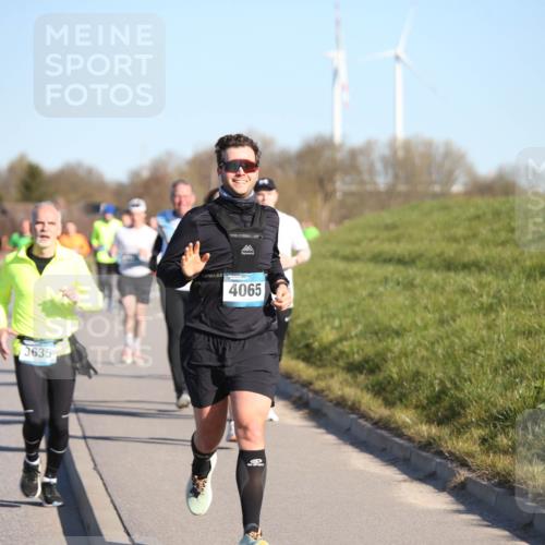 06.04.2025 - 44. Internationalen Wilhelmsburger Insellauf Jannik Wohlers http://msf.ph/oto/7611509 06.04.2025 09:27:24 Laufen 3635, 4065 meine-sportfotos.de