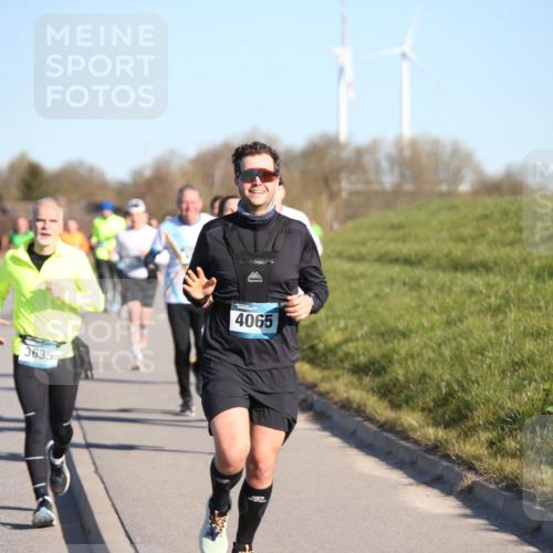 06.04.2025 - 44. Internationalen Wilhelmsburger Insellauf Jannik Wohlers http://msf.ph/oto/7611515 06.04.2025 09:27:25 Laufen 4129, 3635, 4065 meine-sportfotos.de