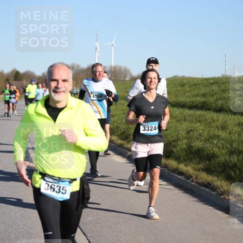 06.04.2025 - 44. Internationalen Wilhelmsburger Insellauf Jannik Wohlers http://msf.ph/oto/7611577 06.04.2025 09:27:28 Laufen 3635, 4560, 3324 meine-sportfotos.de