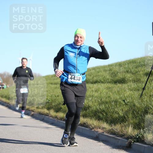 06.04.2025 - 44. Internationalen Wilhelmsburger Insellauf Jannik Wohlers http://msf.ph/oto/7611793 06.04.2025 09:27:48 Laufen 4438 meine-sportfotos.de