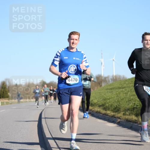 06.04.2025 - 44. Internationalen Wilhelmsburger Insellauf Jannik Wohlers http://msf.ph/oto/7611812 06.04.2025 09:27:50 Laufen 4470, 4481, 3921 meine-sportfotos.de