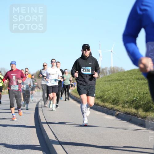 06.04.2025 - 44. Internationalen Wilhelmsburger Insellauf Jannik Wohlers http://msf.ph/oto/7612113 06.04.2025 09:28:11 Laufen 3602, 4389, 4578 meine-sportfotos.de
