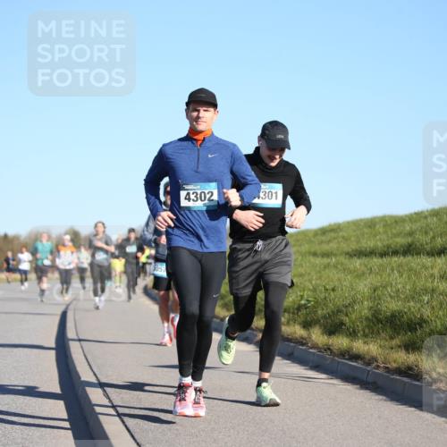 06.04.2025 - 44. Internationalen Wilhelmsburger Insellauf Jannik Wohlers http://msf.ph/oto/7612589 06.04.2025 09:28:50 Laufen 4365, 057, 4302, 301 meine-sportfotos.de
