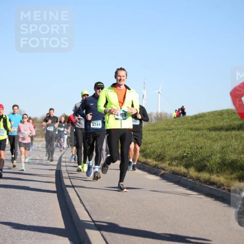 06.04.2025 - 44. Internationalen Wilhelmsburger Insellauf Jannik Wohlers http://msf.ph/oto/7612889 06.04.2025 09:29:09 Laufen 3031, 3030, 13819, 15, 3744, 4469, 3903, 3467 meine-sportfotos.de