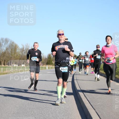06.04.2025 - 44. Internationalen Wilhelmsburger Insellauf Jannik Wohlers http://msf.ph/oto/7613211 06.04.2025 09:29:30 Laufen 4581, 3978, 4441, 3123, 3924 meine-sportfotos.de