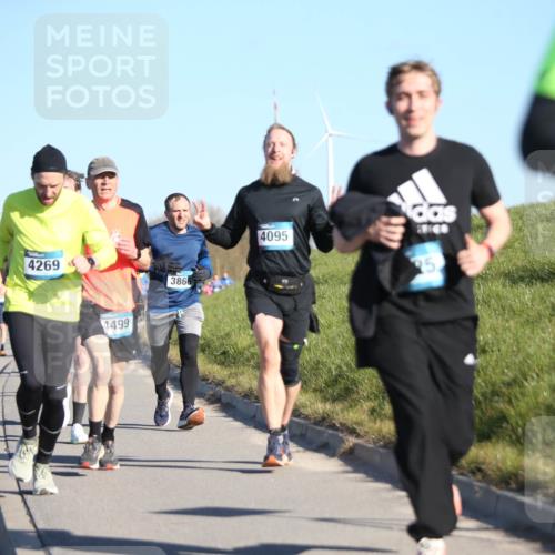 06.04.2025 - 44. Internationalen Wilhelmsburger Insellauf Jannik Wohlers http://msf.ph/oto/7613699 06.04.2025 09:30:08 Laufen 3751, 4000, 4269, 4499, 3866, 4095, 25 meine-sportfotos.de