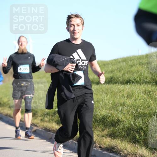 06.04.2025 - 44. Internationalen Wilhelmsburger Insellauf Jannik Wohlers http://msf.ph/oto/7613707 06.04.2025 09:30:08 Laufen 4499, 4095 meine-sportfotos.de