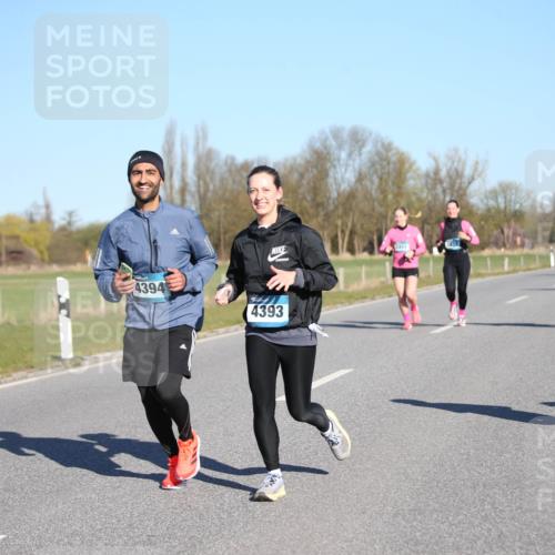 06.04.2025 - 44. Internationalen Wilhelmsburger Insellauf Jannik Wohlers http://msf.ph/oto/7614179 06.04.2025 09:30:49 Laufen 3951, 4394, 4393, 5844 meine-sportfotos.de