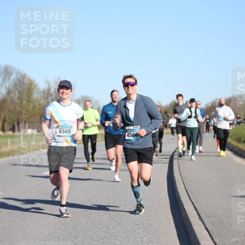 06.04.2025 - 44. Internationalen Wilhelmsburger Insellauf Jannik Wohlers http://msf.ph/oto/7614274 06.04.2025 09:30:57 Laufen 4565, 4566, 4566, 3026 meine-sportfotos.de