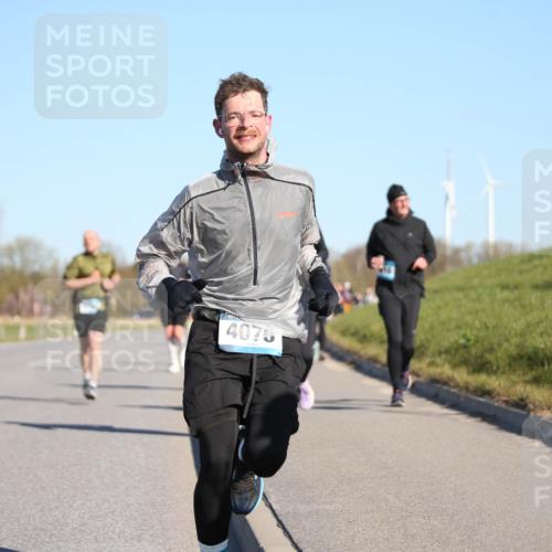 06.04.2025 - 44. Internationalen Wilhelmsburger Insellauf Jannik Wohlers http://msf.ph/oto/7614891 06.04.2025 09:32:22 Laufen 4075 meine-sportfotos.de