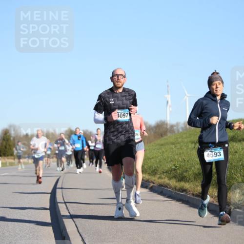 06.04.2025 - 44. Internationalen Wilhelmsburger Insellauf Jannik Wohlers http://msf.ph/oto/7614922 06.04.2025 09:32:28 Laufen 4097, 06, 4593 meine-sportfotos.de