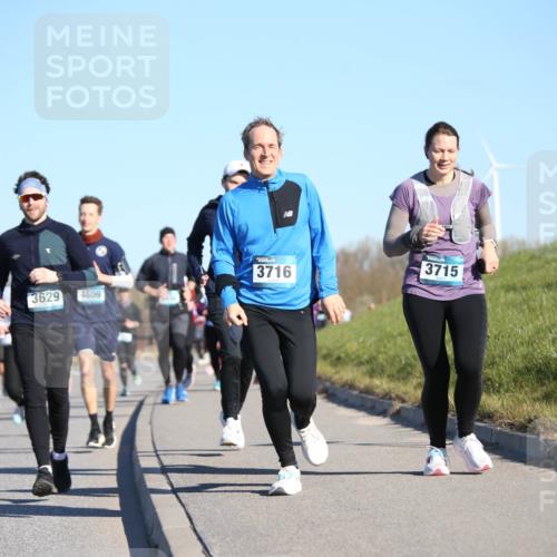 06.04.2025 - 44. Internationalen Wilhelmsburger Insellauf Jannik Wohlers http://msf.ph/oto/7614949 06.04.2025 09:32:36 Laufen 3629, 4609, 3716, 3715 meine-sportfotos.de