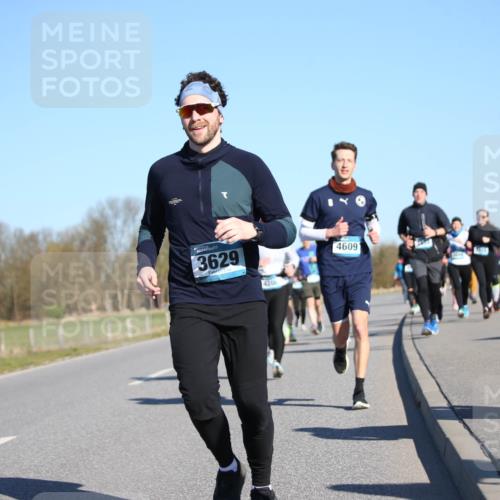 06.04.2025 - 44. Internationalen Wilhelmsburger Insellauf Jannik Wohlers http://msf.ph/oto/7614965 06.04.2025 09:32:38 Laufen 3629, 420, 4609, 1426 meine-sportfotos.de