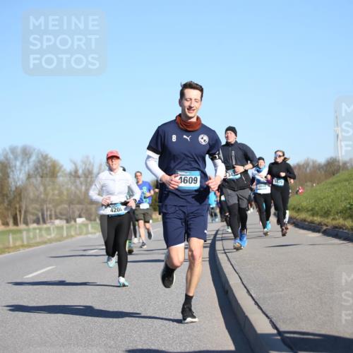 06.04.2025 - 44. Internationalen Wilhelmsburger Insellauf Jannik Wohlers http://msf.ph/oto/7614971 06.04.2025 09:32:39 Laufen 420, 8, 1609, 343, 3425, 5049 meine-sportfotos.de