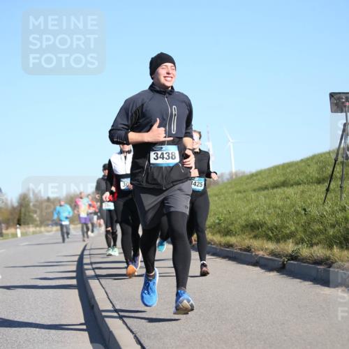 06.04.2025 - 44. Internationalen Wilhelmsburger Insellauf Jannik Wohlers http://msf.ph/oto/7614985 06.04.2025 09:32:42 Laufen 4518, 3943, 30, 3438, 3425 meine-sportfotos.de