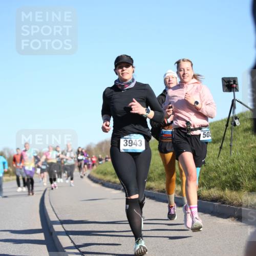 06.04.2025 - 44. Internationalen Wilhelmsburger Insellauf Jannik Wohlers http://msf.ph/oto/7615014 06.04.2025 09:32:46 Laufen 50, 3943 meine-sportfotos.de