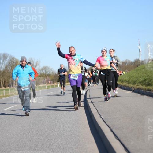 06.04.2025 - 44. Internationalen Wilhelmsburger Insellauf Jannik Wohlers http://msf.ph/oto/7615048 06.04.2025 09:32:50 Laufen 3965, 4334 meine-sportfotos.de