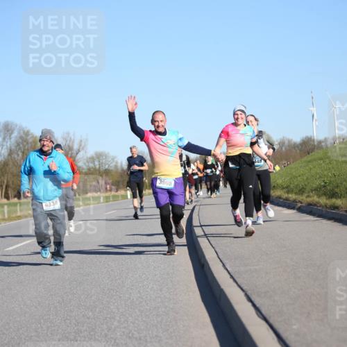 06.04.2025 - 44. Internationalen Wilhelmsburger Insellauf Jannik Wohlers http://msf.ph/oto/7615050 06.04.2025 09:32:51 Laufen 4334, 3965, 448 meine-sportfotos.de