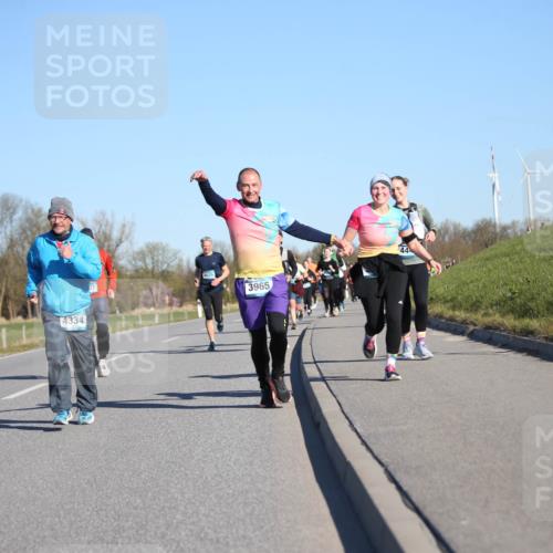06.04.2025 - 44. Internationalen Wilhelmsburger Insellauf Jannik Wohlers http://msf.ph/oto/7615051 06.04.2025 09:32:51 Laufen 4334, 3965, 44 meine-sportfotos.de