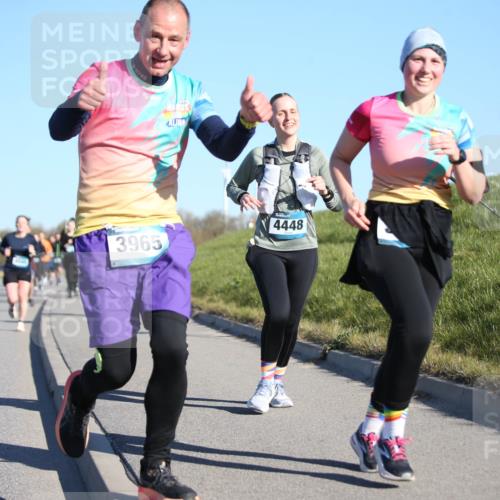 06.04.2025 - 44. Internationalen Wilhelmsburger Insellauf Jannik Wohlers http://msf.ph/oto/7615059 06.04.2025 09:32:53 Laufen 40891, 3965, 4448 meine-sportfotos.de