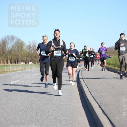 06.04.2025 - 44. Internationalen Wilhelmsburger Insellauf Jannik Wohlers http://msf.ph/oto/7615069 06.04.2025 09:32:55 Laufen 307, 402, 4089, 4545, 3781 meine-sportfotos.de