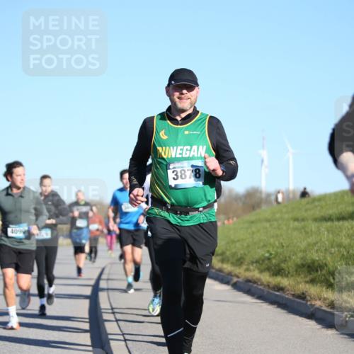 06.04.2025 - 44. Internationalen Wilhelmsburger Insellauf Jannik Wohlers http://msf.ph/oto/7615093 06.04.2025 09:33:02 Laufen 4090, 3878, 5129 meine-sportfotos.de