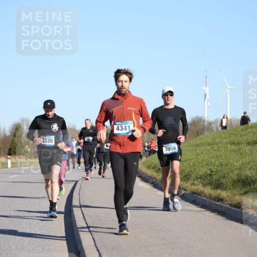 06.04.2025 - 44. Internationalen Wilhelmsburger Insellauf Jannik Wohlers http://msf.ph/oto/7615137 06.04.2025 09:33:11 Laufen 3320, 4341, 3956 meine-sportfotos.de
