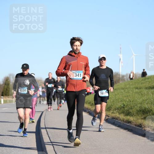 06.04.2025 - 44. Internationalen Wilhelmsburger Insellauf Jannik Wohlers http://msf.ph/oto/7615140 06.04.2025 09:33:11 Laufen 3320, 341, 3956 meine-sportfotos.de