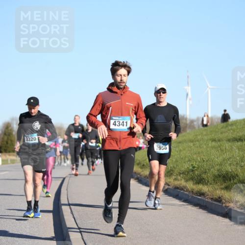 06.04.2025 - 44. Internationalen Wilhelmsburger Insellauf Jannik Wohlers http://msf.ph/oto/7615141 06.04.2025 09:33:11 Laufen 3320, 4341, 3956 meine-sportfotos.de