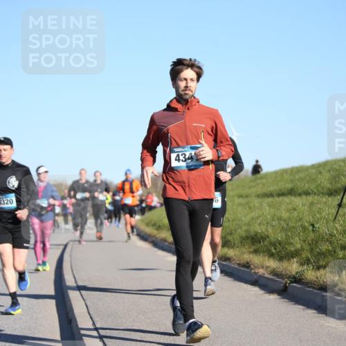 06.04.2025 - 44. Internationalen Wilhelmsburger Insellauf Jannik Wohlers http://msf.ph/oto/7615146 06.04.2025 09:33:12 Laufen 3320, 434 meine-sportfotos.de