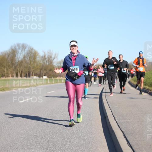 06.04.2025 - 44. Internationalen Wilhelmsburger Insellauf Jannik Wohlers http://msf.ph/oto/7615163 06.04.2025 09:33:16 Laufen 3955, 5020 meine-sportfotos.de