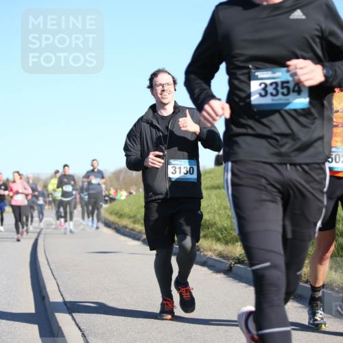 06.04.2025 - 44. Internationalen Wilhelmsburger Insellauf Jannik Wohlers http://msf.ph/oto/7615183 06.04.2025 09:33:20 Laufen 3130, 3354, 5020 meine-sportfotos.de