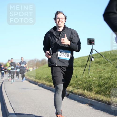 06.04.2025 - 44. Internationalen Wilhelmsburger Insellauf Jannik Wohlers http://msf.ph/oto/7615189 06.04.2025 09:33:21 Laufen 3130 meine-sportfotos.de