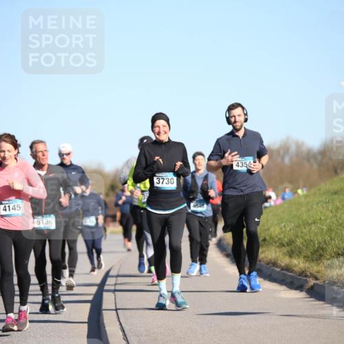 06.04.2025 - 44. Internationalen Wilhelmsburger Insellauf Jannik Wohlers http://msf.ph/oto/7615194 06.04.2025 09:33:23 Laufen 4146, 4145, 5136, 3730, 4048, 435 meine-sportfotos.de