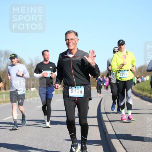 06.04.2025 - 44. Internationalen Wilhelmsburger Insellauf Jannik Wohlers http://msf.ph/oto/7615216 06.04.2025 09:33:27 Laufen 4288, 5221, 5136, 3551, 4048 meine-sportfotos.de