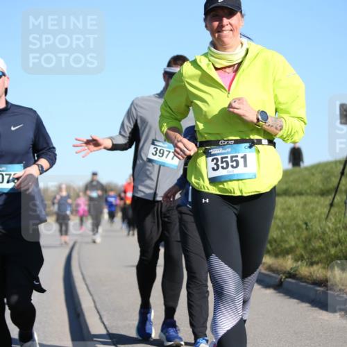 06.04.2025 - 44. Internationalen Wilhelmsburger Insellauf Jannik Wohlers http://msf.ph/oto/7615231 06.04.2025 09:33:30 Laufen 507, 3977, 3551 meine-sportfotos.de
