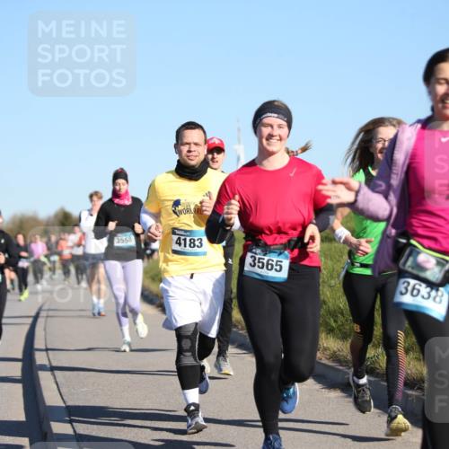 06.04.2025 - 44. Internationalen Wilhelmsburger Insellauf Jannik Wohlers http://msf.ph/oto/7615315 06.04.2025 09:33:50 Laufen 3558, 4183, 3565, 3638 meine-sportfotos.de