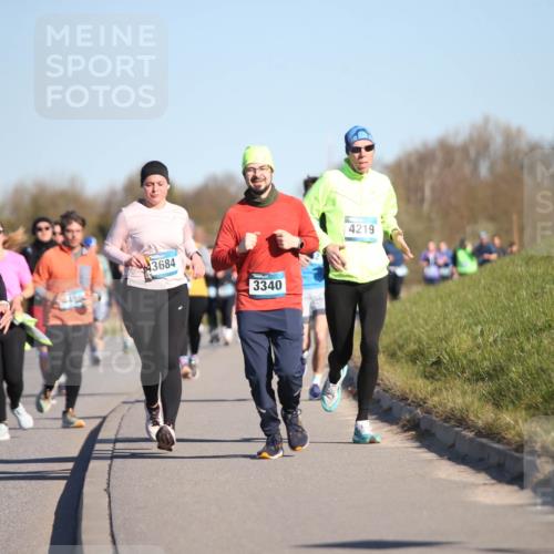 06.04.2025 - 44. Internationalen Wilhelmsburger Insellauf Jannik Wohlers http://msf.ph/oto/7615337 06.04.2025 09:33:57 Laufen 43684, 3340, 4219 meine-sportfotos.de