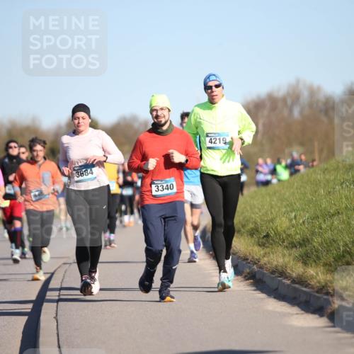 06.04.2025 - 44. Internationalen Wilhelmsburger Insellauf Jannik Wohlers http://msf.ph/oto/7615339 06.04.2025 09:33:57 Laufen 3684, 3340, 4219 meine-sportfotos.de