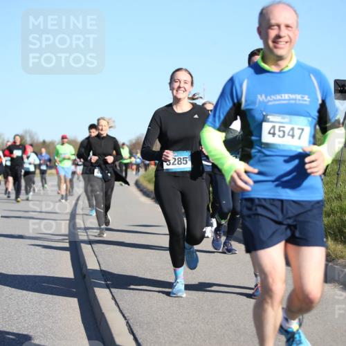 06.04.2025 - 44. Internationalen Wilhelmsburger Insellauf Jannik Wohlers http://msf.ph/oto/7615424 06.04.2025 09:34:20 Laufen 31, 3938, 3285, 4547 meine-sportfotos.de