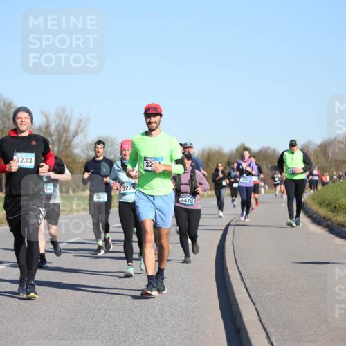 06.04.2025 - 44. Internationalen Wilhelmsburger Insellauf Jannik Wohlers http://msf.ph/oto/7615449 06.04.2025 09:34:25 Laufen 3233, 04, 3607, 3224, 32, 4479, 3444 meine-sportfotos.de