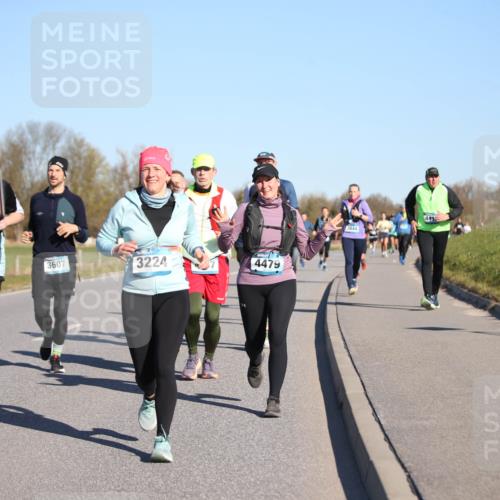 06.04.2025 - 44. Internationalen Wilhelmsburger Insellauf Jannik Wohlers http://msf.ph/oto/7615464 06.04.2025 09:34:28 Laufen 3704, 3607, 3224, 4479, 3444, 44 meine-sportfotos.de