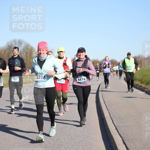06.04.2025 - 44. Internationalen Wilhelmsburger Insellauf Jannik Wohlers http://msf.ph/oto/7615467 06.04.2025 09:34:29 Laufen 3224, 3704, 3607, 4447, 4479, 4415 meine-sportfotos.de