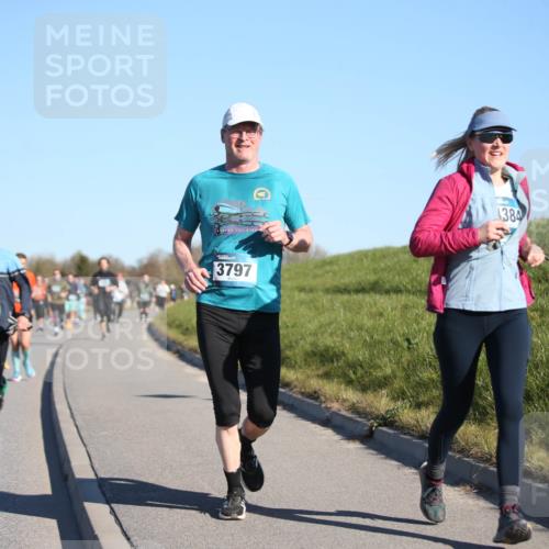 06.04.2025 - 44. Internationalen Wilhelmsburger Insellauf Jannik Wohlers http://msf.ph/oto/7615562 06.04.2025 09:34:51 Laufen 5096, 3797, 1384 meine-sportfotos.de