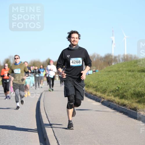06.04.2025 - 44. Internationalen Wilhelmsburger Insellauf Jannik Wohlers http://msf.ph/oto/7615589 06.04.2025 09:35:00 Laufen 3106, 4268 meine-sportfotos.de