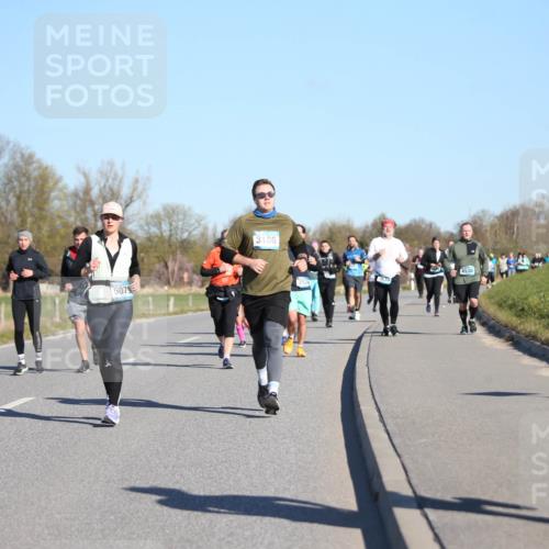 06.04.2025 - 44. Internationalen Wilhelmsburger Insellauf Jannik Wohlers http://msf.ph/oto/7615594 06.04.2025 09:35:00 Laufen 3754, 5075, 3106, 4538, 428 meine-sportfotos.de
