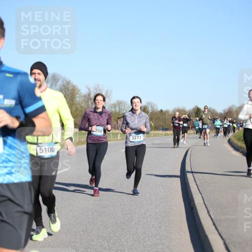 06.04.2025 - 44. Internationalen Wilhelmsburger Insellauf Jannik Wohlers http://msf.ph/oto/7615655 06.04.2025 09:35:15 Laufen 3682, 5100, 280, 4316, 3277 meine-sportfotos.de